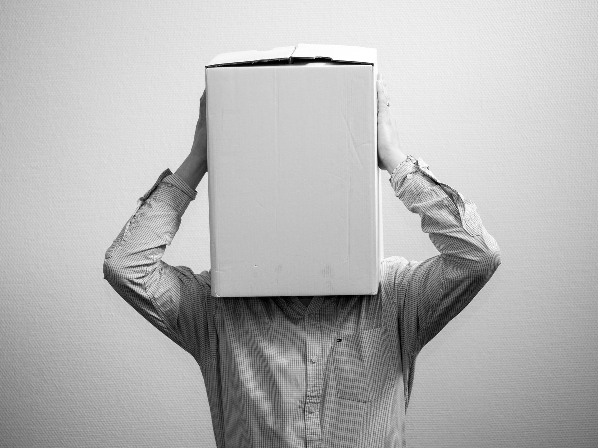 Lee más sobre el artículo Cómo vender en tiempos de crisis (Mentalidad y Estrategias)
