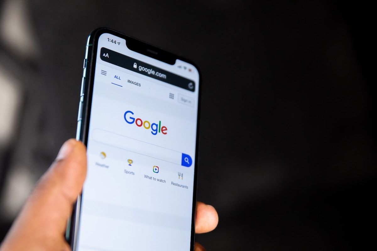 Lee más sobre el artículo ¿Se recomienda combinar el SEO y SEM?